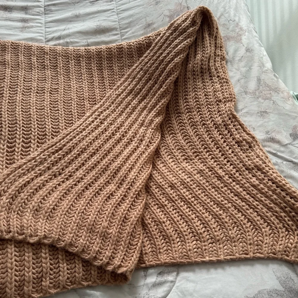 Lot of beanie hat and shawl scarf beige and grey, size 60”x60” acrylic winter
